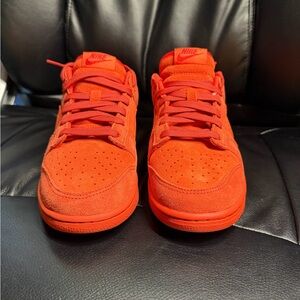 Nike Dunk Low SE Valley Of Fire HV5756-633 Women's Size 8.5 New